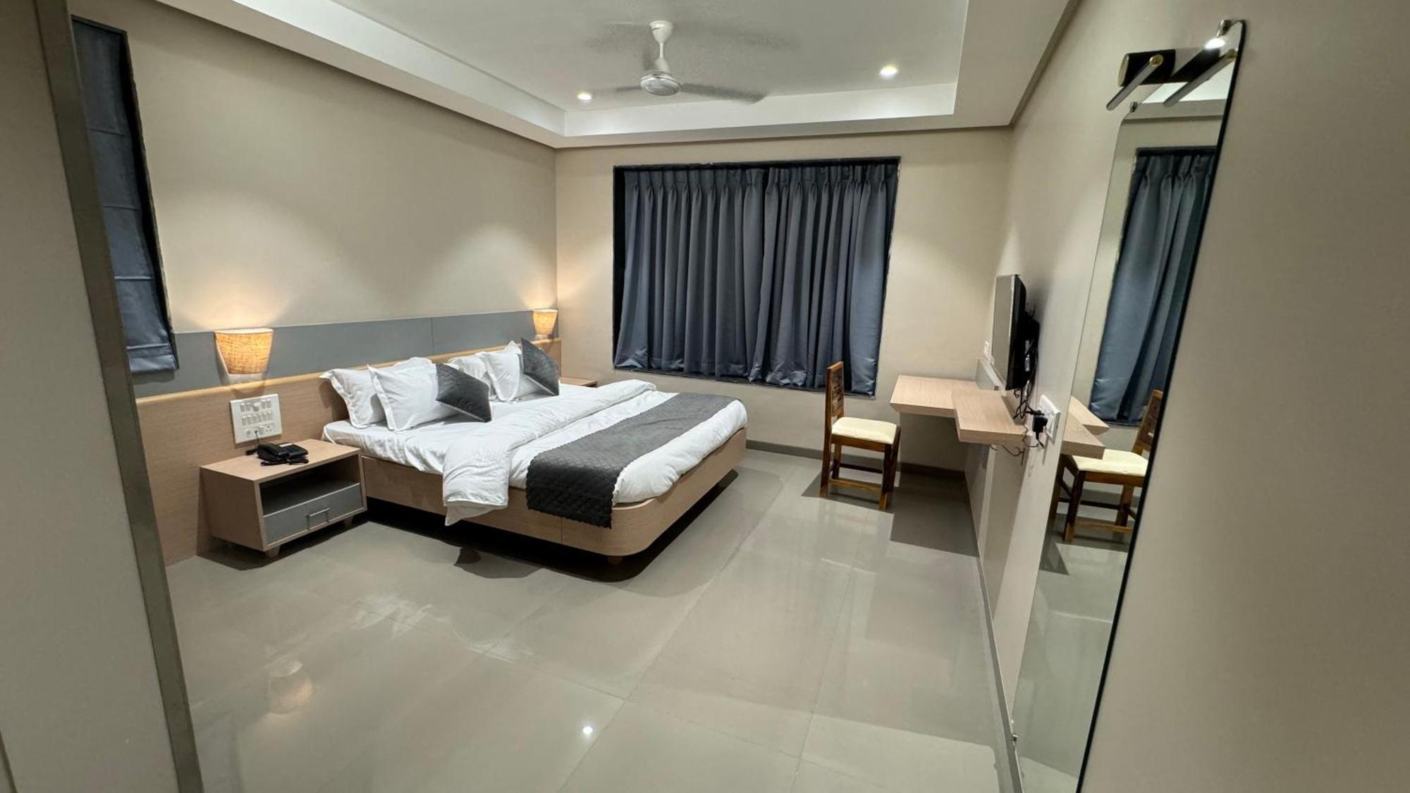 The Pavilion Park Resort Malegaon ภายนอก รูปภาพ