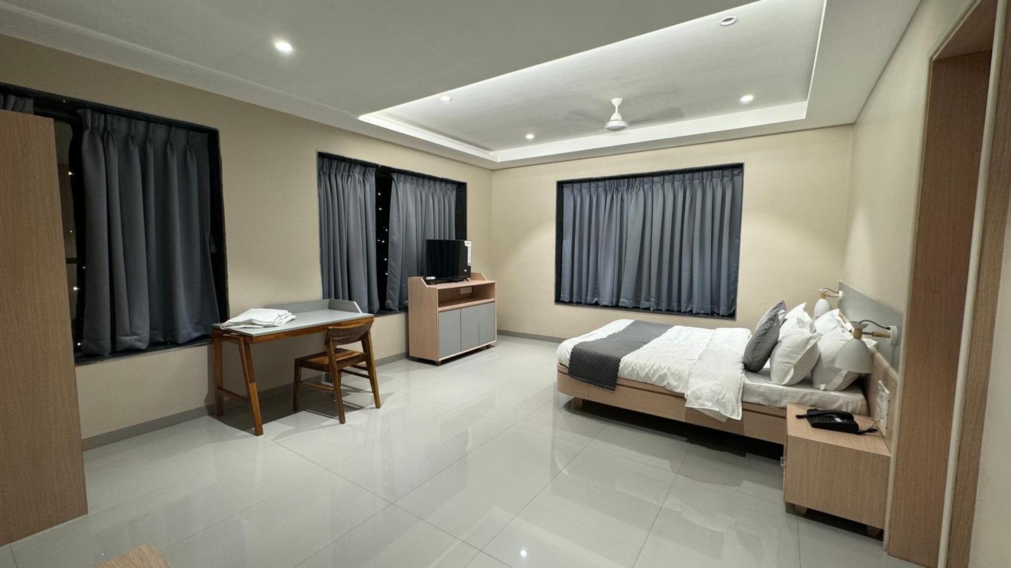 The Pavilion Park Resort Malegaon ภายนอก รูปภาพ
