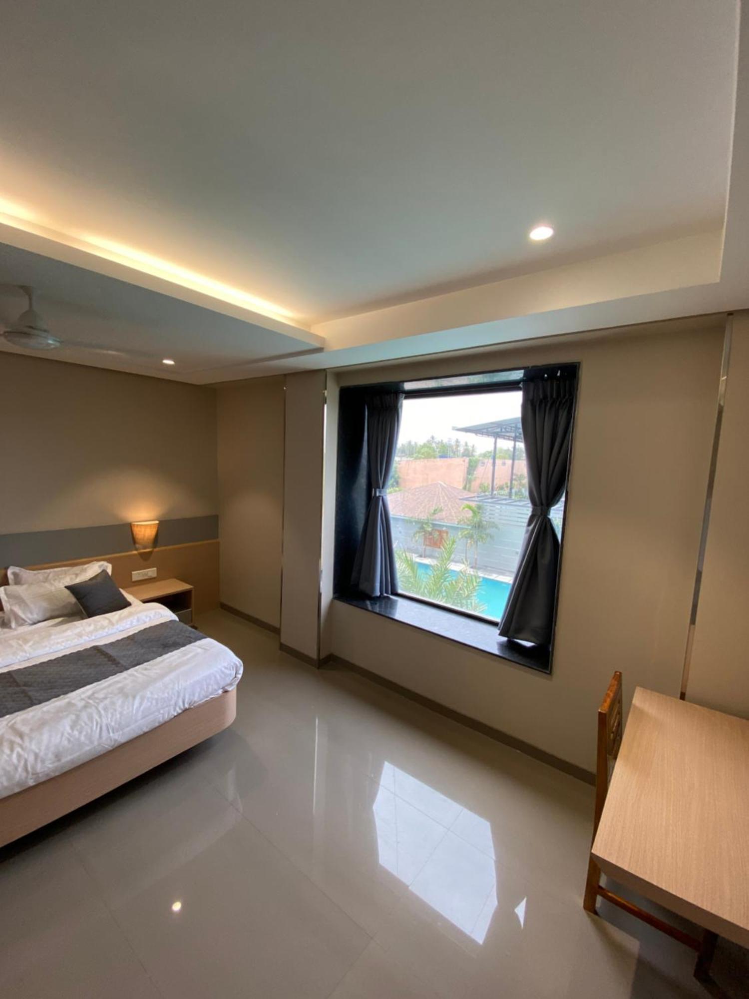 The Pavilion Park Resort Malegaon ภายนอก รูปภาพ