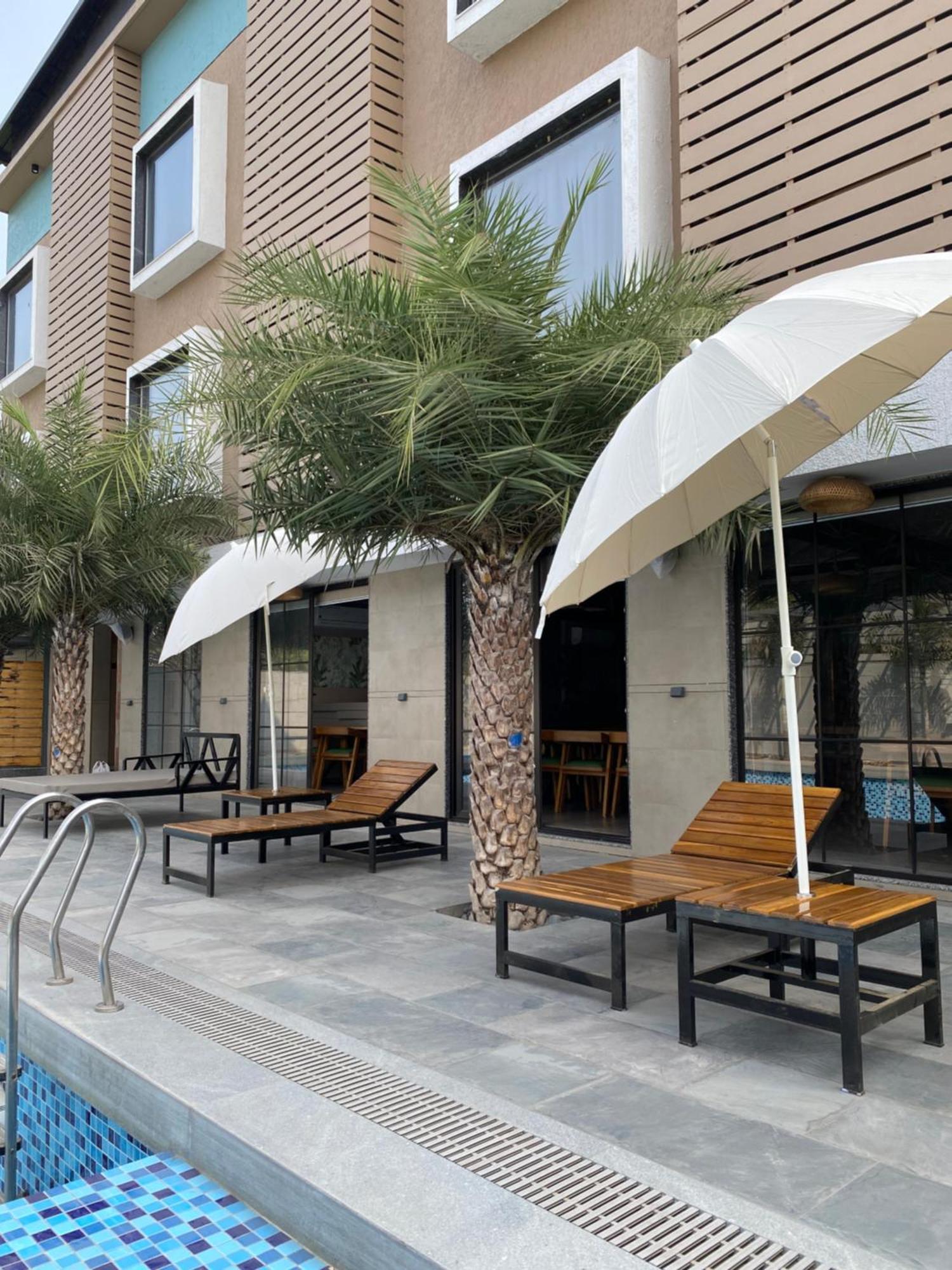 The Pavilion Park Resort Malegaon ภายนอก รูปภาพ